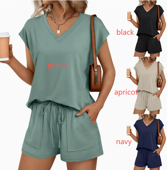 V-neck short-sleeved shirt and shorts set - A09-762