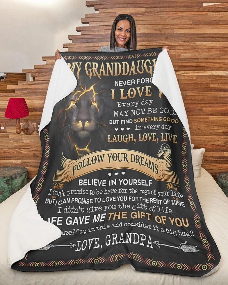 BLANKET FOR GRANDDAUGHTER – COMFORT & WARMTH GIFT FROM GRANDPA Sherpa Fleece Quilt Blanket tracy00 (SKUB09-44)