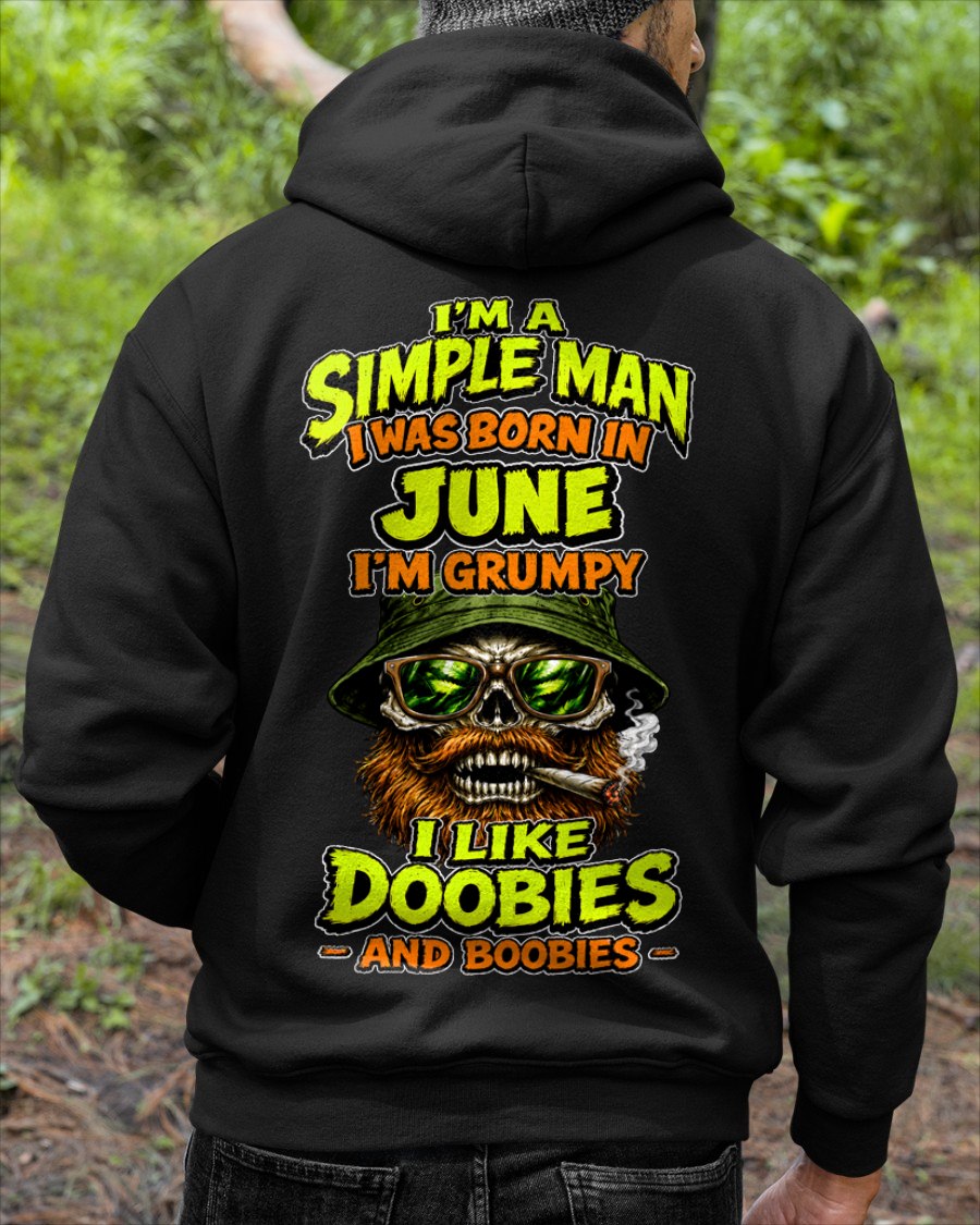 JUNE - I'M A SIMPLE MAN - Birthday T-Shirt For MAN - TRACY06 (SKU2608-393-06)