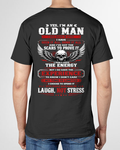 APRIL - I'M AN OLD MAN - Birthday T-Shirt For MAN - TRACY04 (SKU2609-22-04)