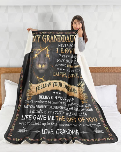 BLANKET FOR GRANDDAUGHTER – COMFORT & WARMTH GIFT FROM GRANDMA  Sherpa Fleece Quilt Blanket tracy00 (SKUB09-41)