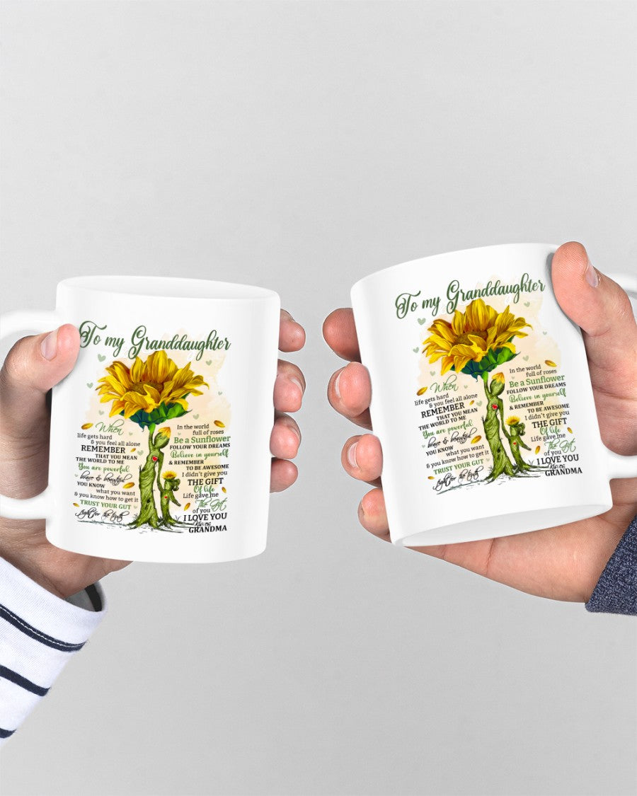 TO GRANDDAUGHTER MUG 02 - GIFT FROM GRANDMA - tracy00
