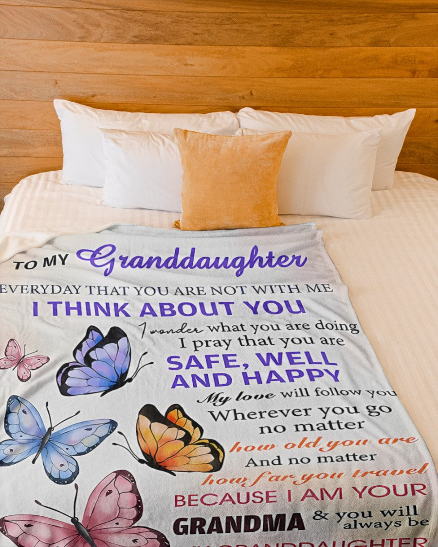 BLANKET FOR GRANDDAUGHTER – COMFORT & WARMTH GIFT FROM GRANDMA  Sherpa Fleece Quilt Blanket tracy00 (SKUB-BLK-GMD1)