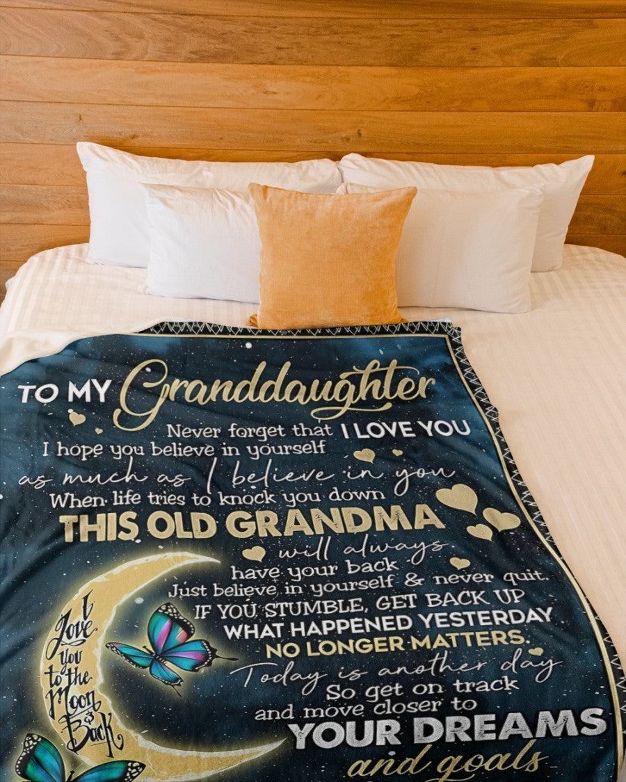 BLANKET FOR GRANDDAUGHTER – COMFORT & WARMTH GIFT FROM GRANDMA  Sherpa Fleece Quilt Blanket tracy00 (SKUB-BLK-GMD2)