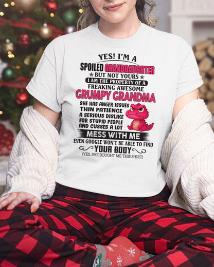 YES, I'M A SPOILED GRANDDAUGHTER - GIFT FROM GRANDMA - tracy00 (SKU09-96-00)