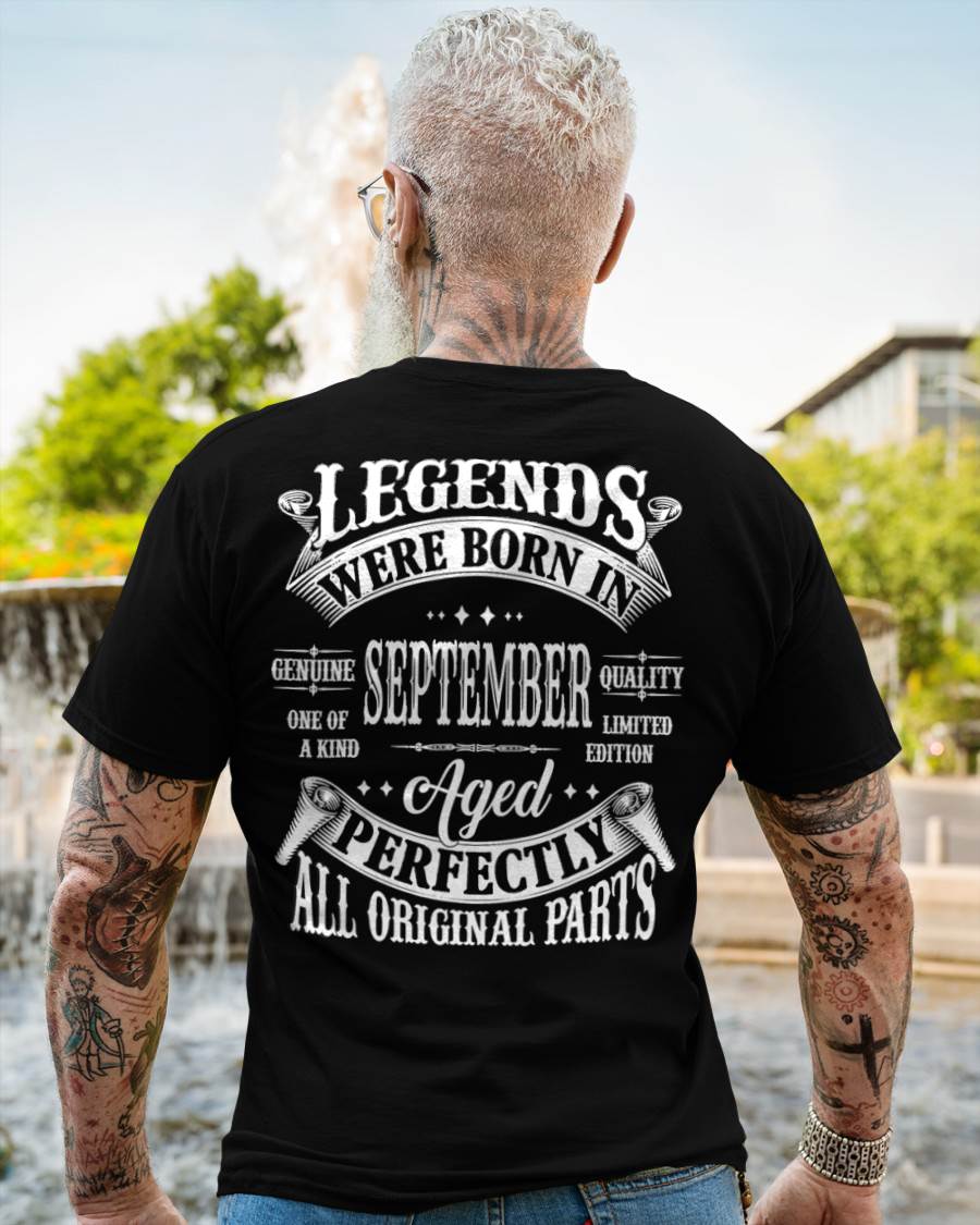 LEGENDS WERE BORN IN SEPTEMBER - T-SHIRT FOR MAN - XUAN09 (SKU08-37-09)