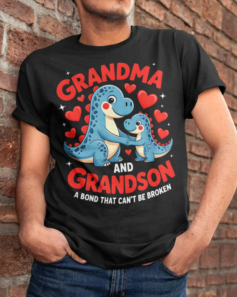 GRANDMA AND GRANDSON A BOND THAT CAN'T BE BROKEN DINOSAUR UNISEX T-SHIRT tracy00 (SKU-GMS3)