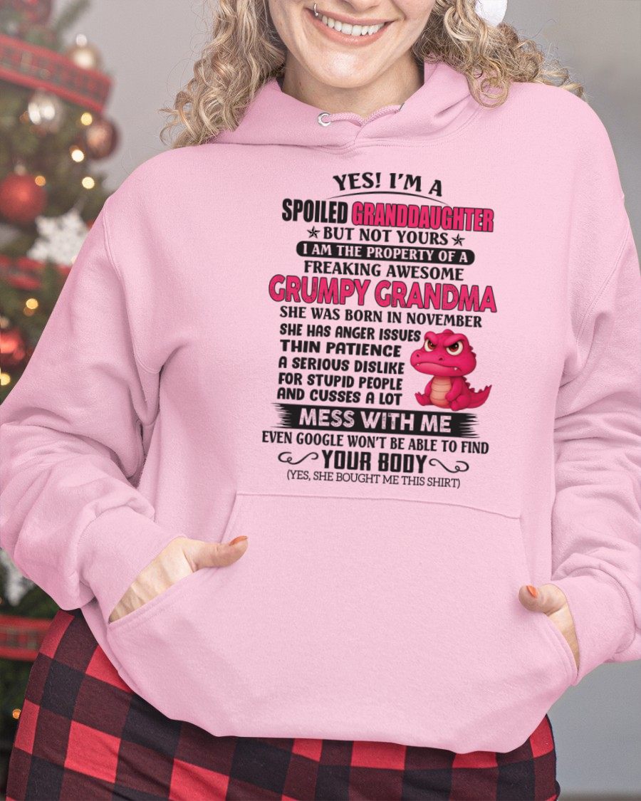 NOVEMBER - YES, I'M A SPOILED GRANDDAUGHTER - GIFT FROM GRANDMA - tracy11 (SKU09-96-11)