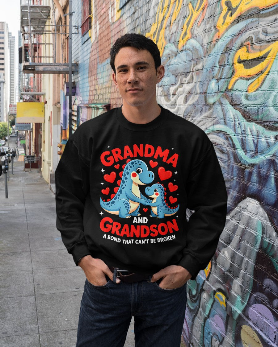 GRANDMA AND GRANDSON A BOND THAT CAN'T BE BROKEN DINOSAUR UNISEX T-SHIRT tracy00 (SKU-GMS3)