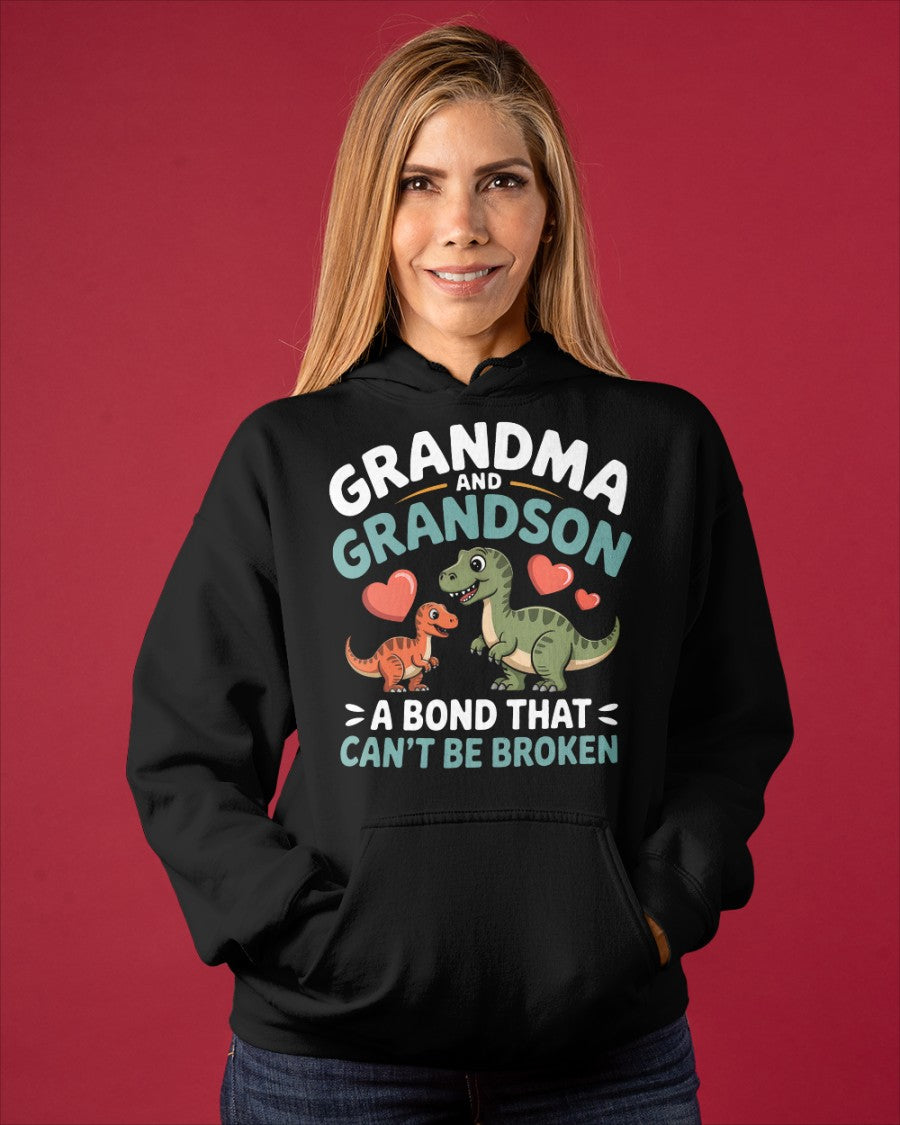 GRANDMA AND GRANDSON A BOND THAT CAN'T BE BROKEN DINOSAUR UNISEX T-SHIRT - tracy00 (SKU-GMS5)