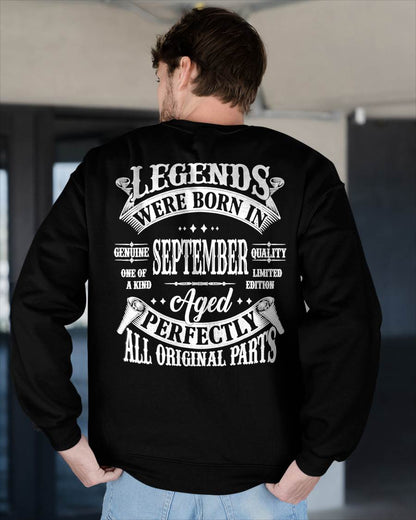 LEGENDS WERE BORN IN SEPTEMBER - T-SHIRT FOR MAN - XUAN09 (SKU08-37-09)