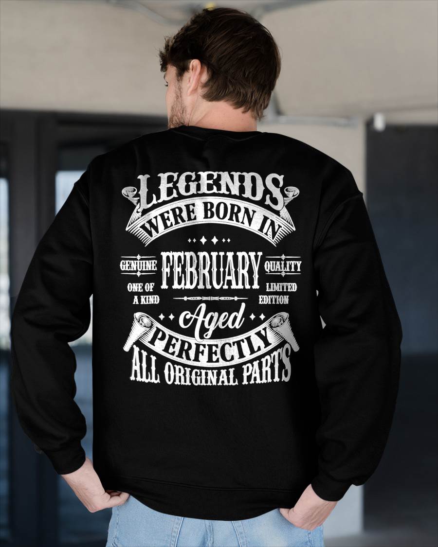 LEGENDS WERE BORN IN FEBRUARY - T-SHIRT FOR MAN - XUAN02 (SKU08-37-02)