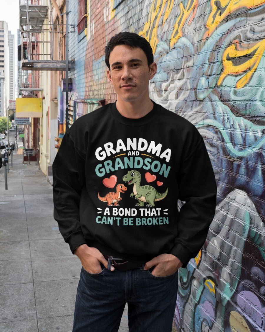 GRANDMA AND GRANDSON A BOND THAT CAN'T BE BROKEN DINOSAUR UNISEX T-SHIRT - tracy00 (SKU-GMS5)