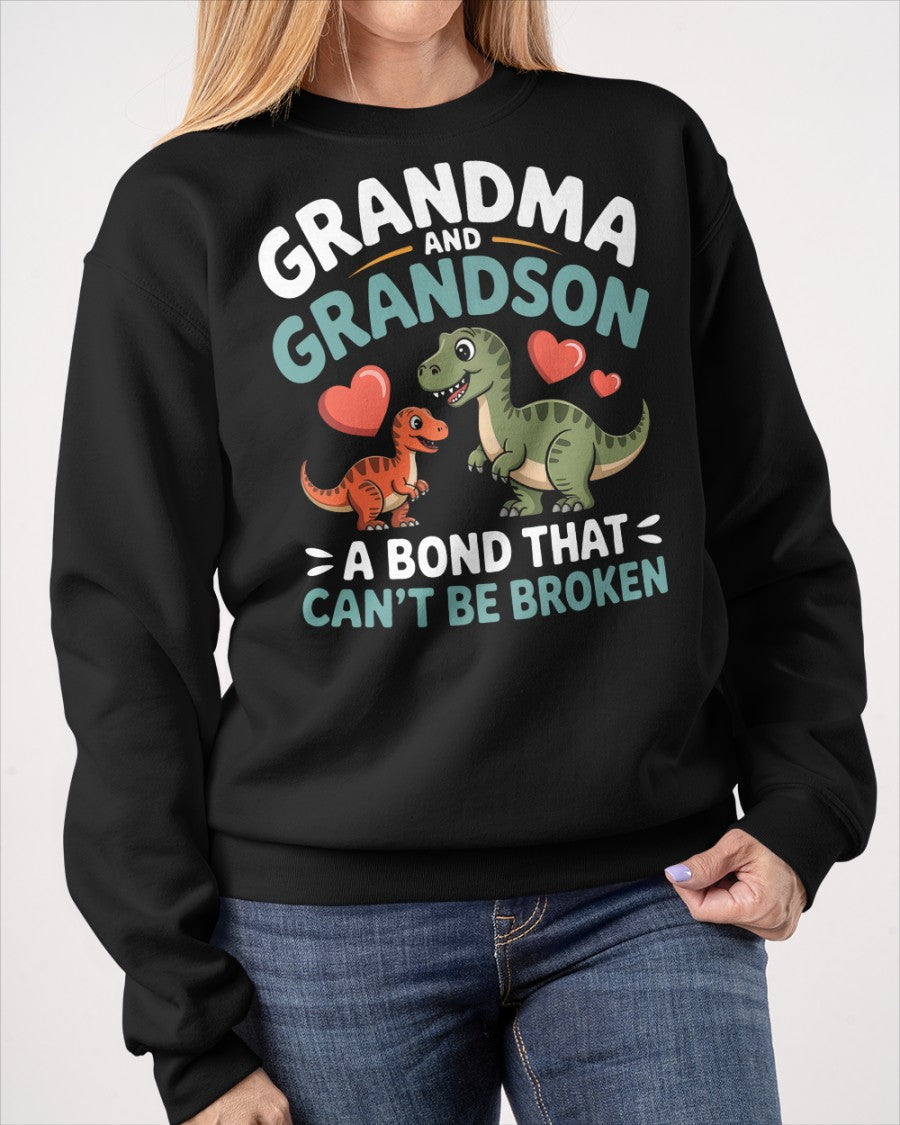 GRANDMA AND GRANDSON A BOND THAT CAN'T BE BROKEN DINOSAUR UNISEX T-SHIRT - tracy00 (SKU-GMS5)