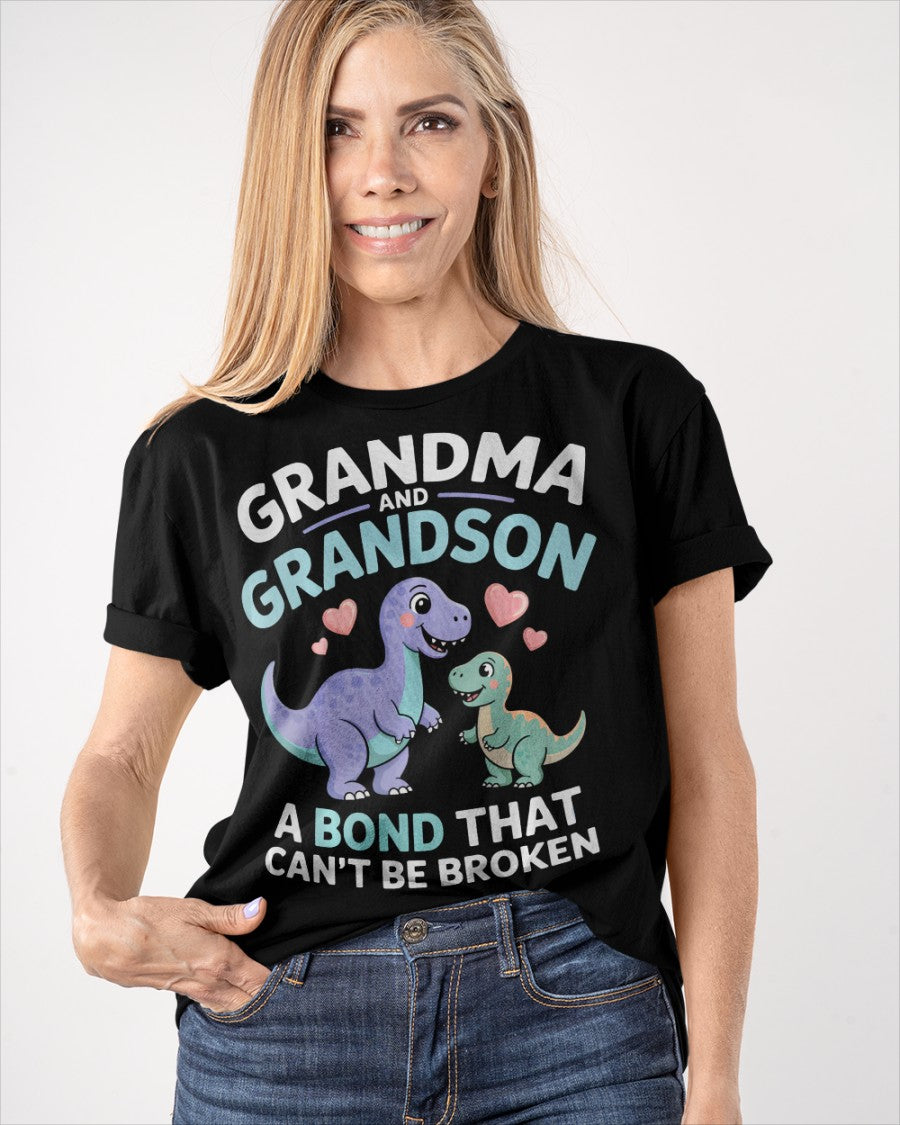 GRANDMA AND GRANDSON A BOND THAT CAN'T BE BROKEN DINOSAUR UNISEX T-SHIRT tracy00 (SKU-GMS4)